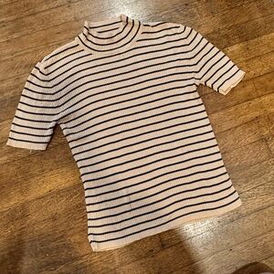 Vintage 90s/00s 100% Silk Striped Ribbed Turtleneck Top!